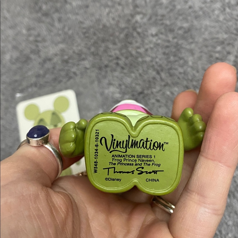 🐛Retired Disney Vinylmation Frog Prince from the "Princess & the frog" series! - Picture 3 of 3